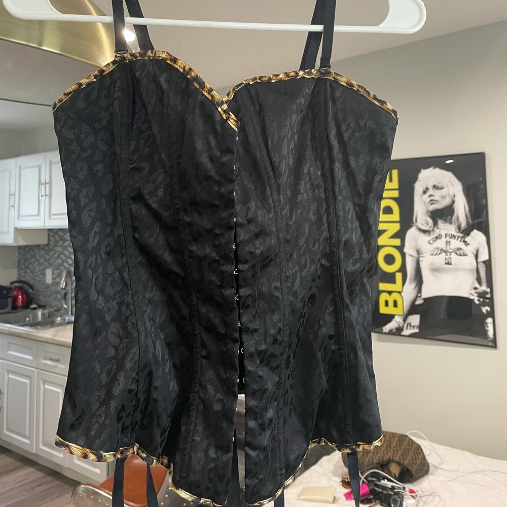 Corset top cheetah black